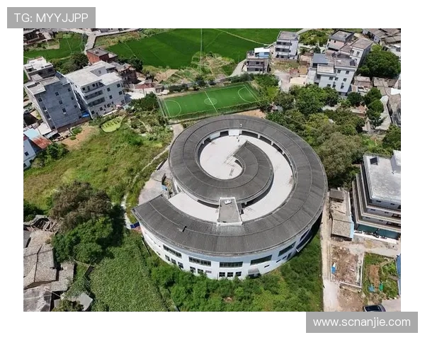 梅州客家文化的传承与发展:探索客家语言、习俗与现代化融合的路径 梅州客家文化的传承与发展:探索客家语言、习俗与现代化融合的路径