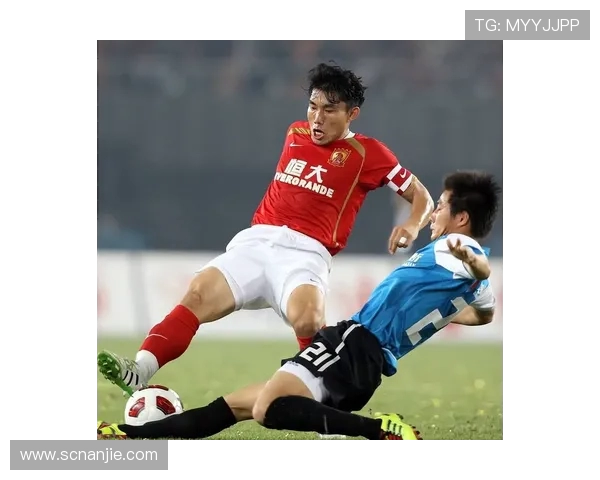 大连与广州恒大激战成平局赛后分析与精彩瞬间回顾