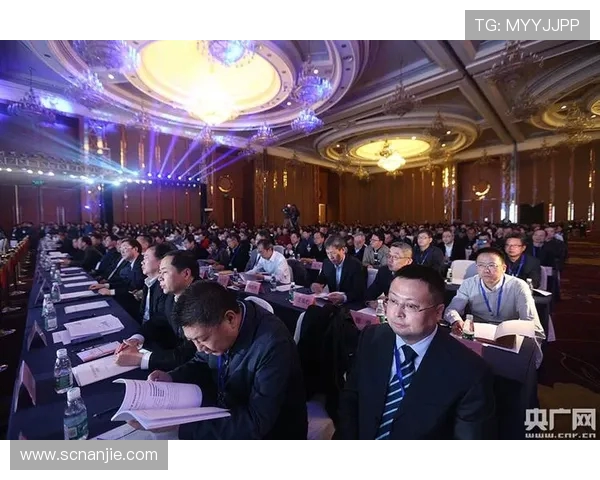 朱旭航的成长之路:从青涩少年到行业领军人物的奋斗历程 朱旭航的成长之路:从青涩少年到行业领军人物的奋斗历程